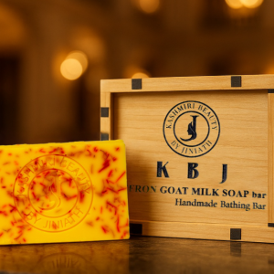 Saffron Goat Milk Beauty Bar (1 পিস)